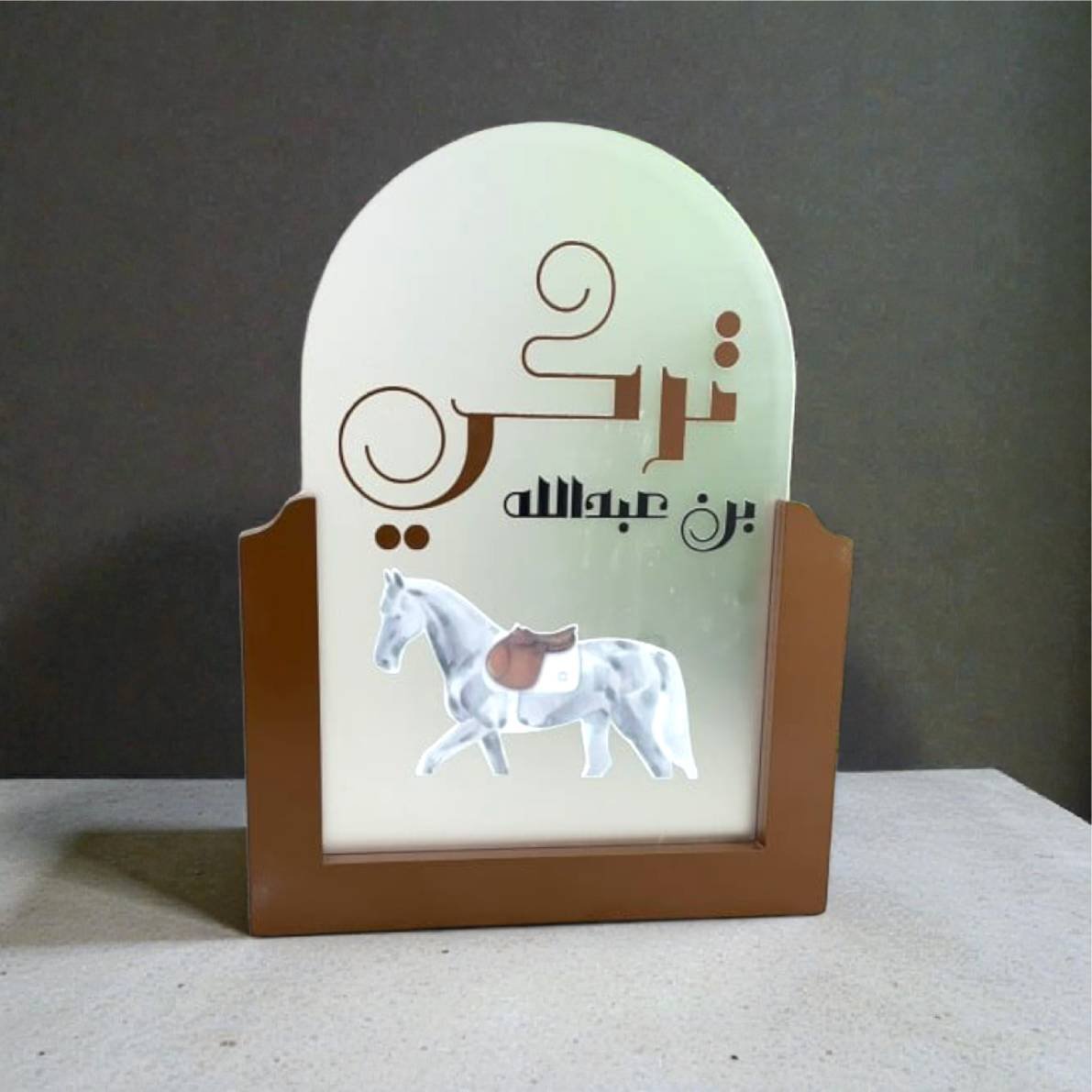 ستاند أكريليك طاولات